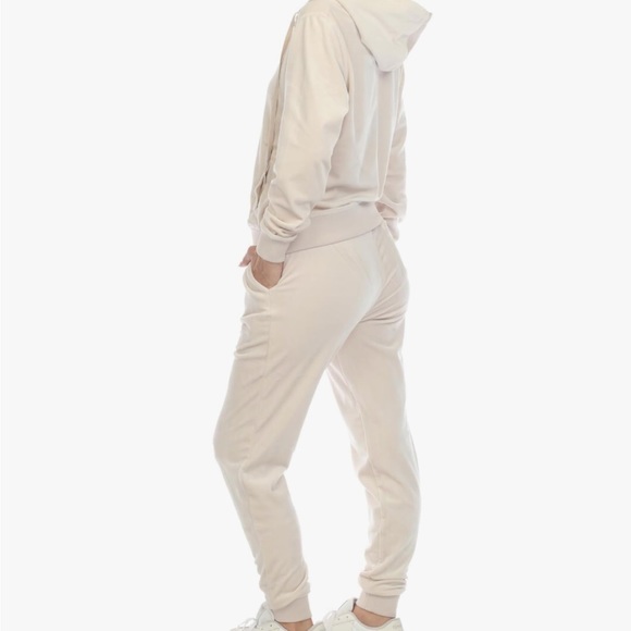 white mark Women's 2-Piece Velour Tracksuit Jogger Outfit Activewear Set - Picture 5 of 6